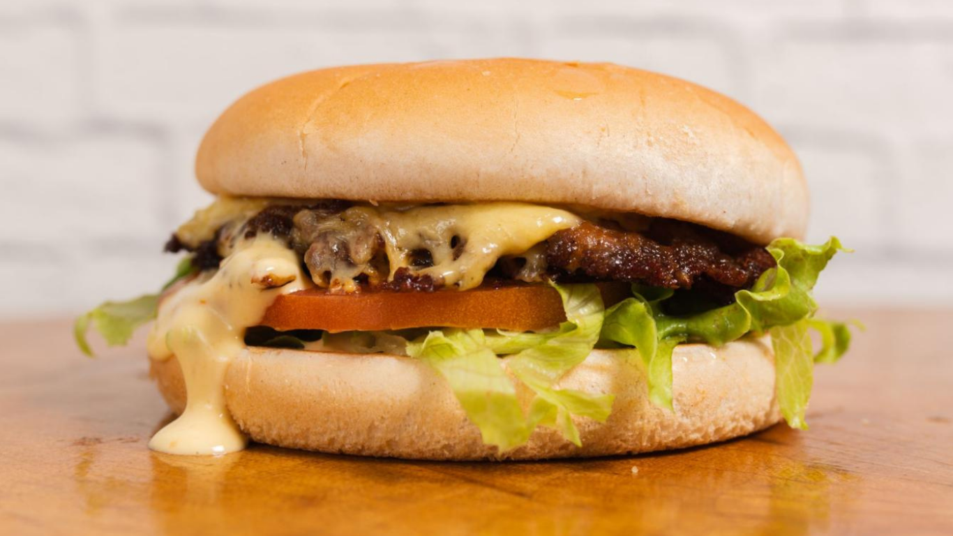 غذاهای فوق‌فراوری‌شده خطر ابتلا به سرطان ریه را افزایش می‌دهند